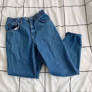 Mom Jeans (Medium)